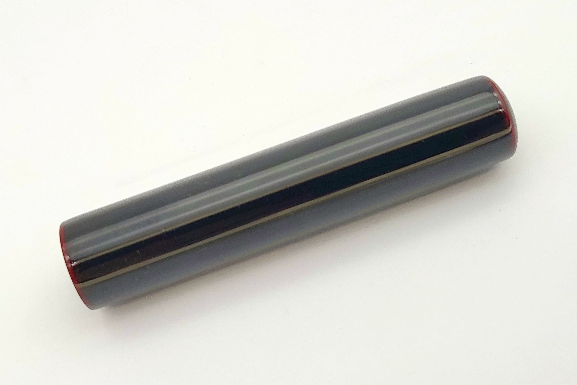 NakayaDeskPenKuroTamenuriFP_H